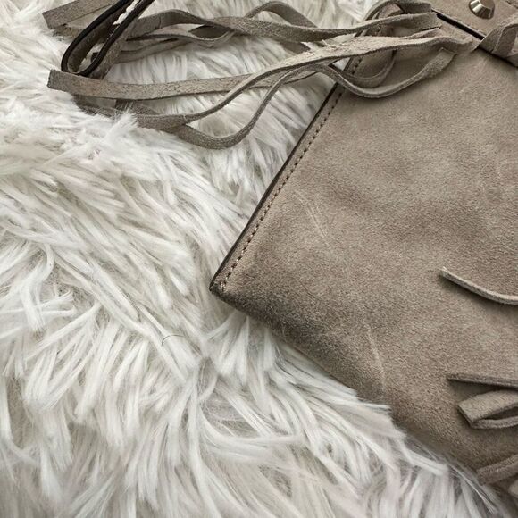 Michael Kors Billy Gray‎ Fringed & Studded Suede Zip Clutch Bag - Picture 10 of 10